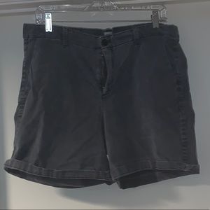 gap gray shorts